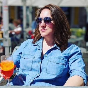Meet your Posher, Christina